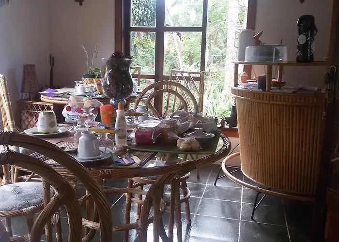 Chales Joia Rara Dos Gnomos Visconde De Maua